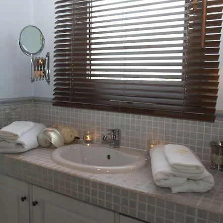 Pavi Apts - Private Rooftop Swimming Pool Apartament Lublana