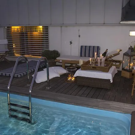 Apartament Pavi Apts - Private Rooftop Swimming Pool Lublana