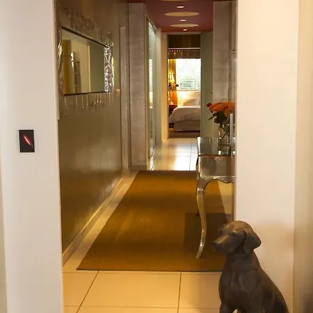 Pavi Apts - Private Rooftop Swimming Pool Appartamento Lubiana