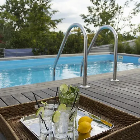 Pavi Apts - Private Rooftop Swimming Pool * Lublana