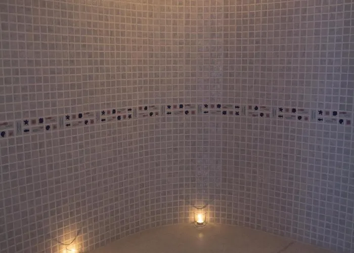 Pavi Apts - Private Rooftop Swimming Pool Apartament *