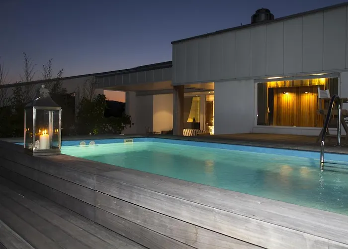 Apartman Pavi Apts - Private Rooftop Swimming Pool *