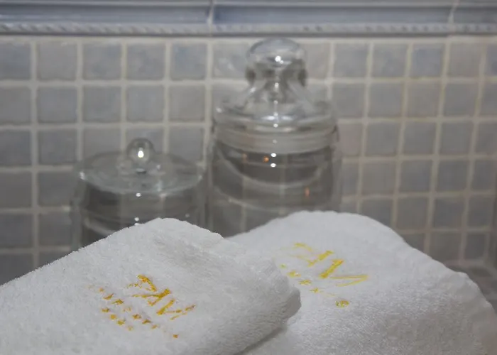 Apartman Pavi Apts - Private Rooftop Swimming Pool *